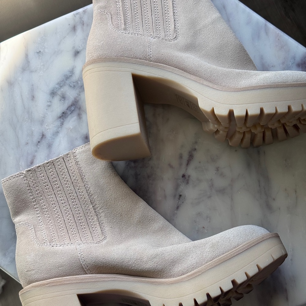 Dolce Vita Cream Ankle Boots Brand New with tags